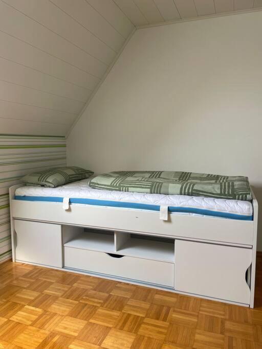 Maisonette Apartment Family & Business Naehe Heidelberg I Kueche I 6 Schlafplaetze Sinsheim Exterior photo